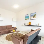 Apartment Sea House With Parking *