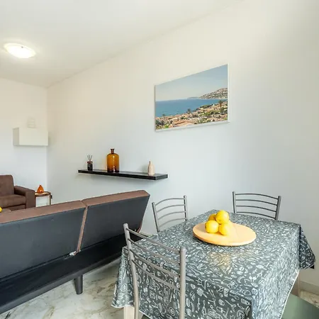Apartment Sea House With Parking Savona