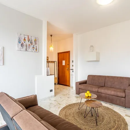 Sea House With Parking Apartment Savona